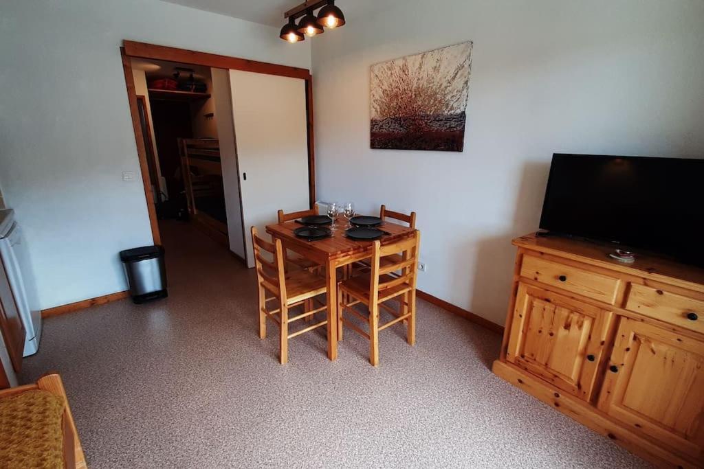 Superbe Appartement La Joue Du Loup Centre, 6 Personnes, Avec Parking Prive Saint-Étienne-en-Dévoluy Esterno foto